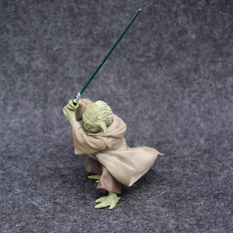 Star Wars Figure Jedi Duel Yoda with Lightsaber Collectible