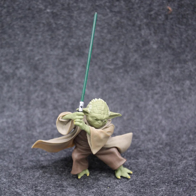 Star Wars Figure Jedi Duel Yoda with Lightsaber Collectible