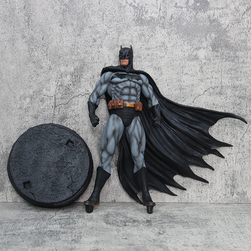 DC Comics Figure Gotham Watch Batman 38cm (15") Collector Statue