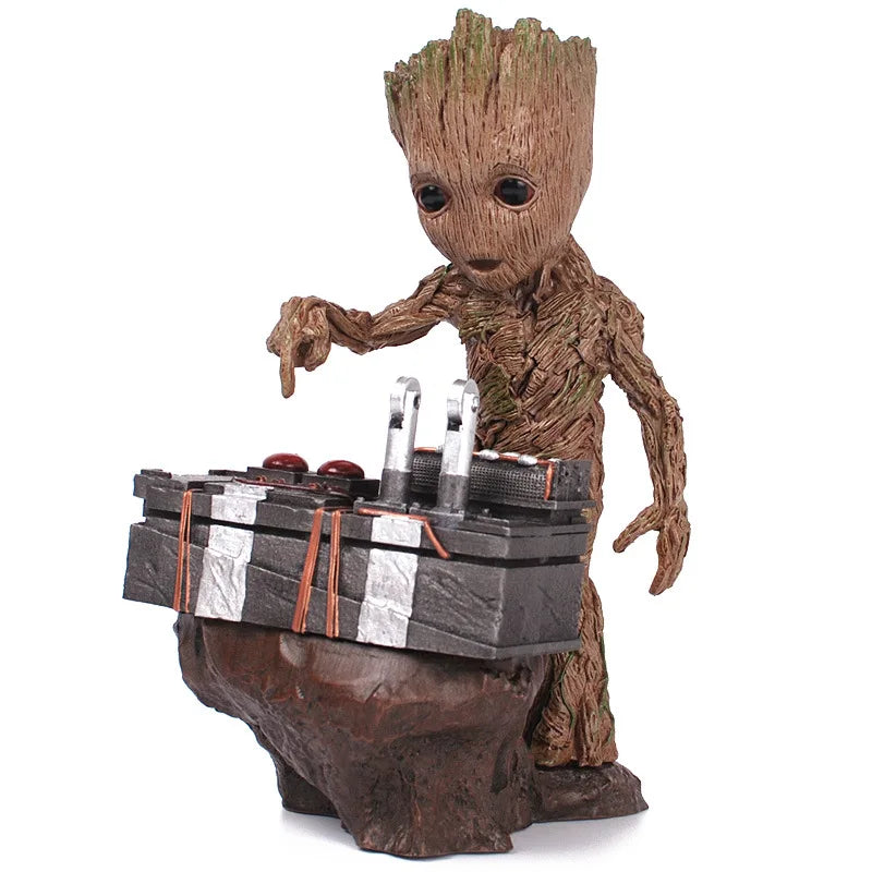 Marvel Figure Little Guardian Groot 17cm (6.7") Collector Statue