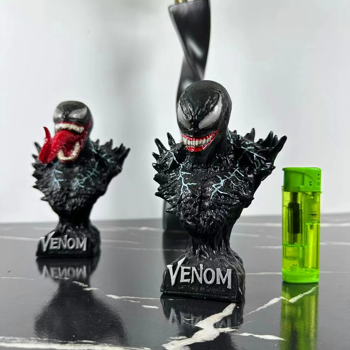 Marvel Figure Venom — Sinister Grin 14cm (5.5") Collector Bust