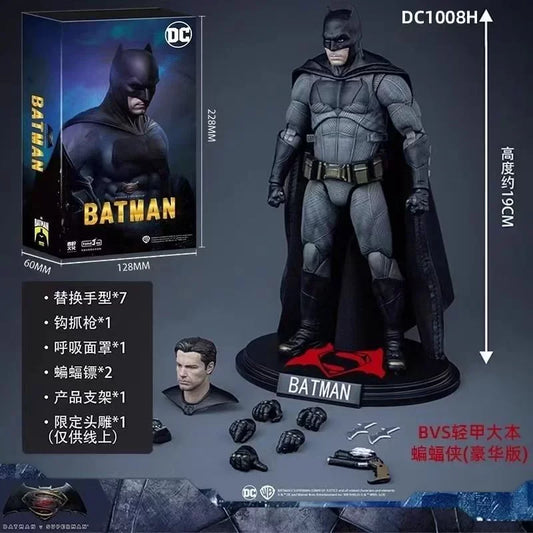 DC Comics Figure Dawn of Justice Deluxe Batman 19cm (7.5") Articulated Collectible