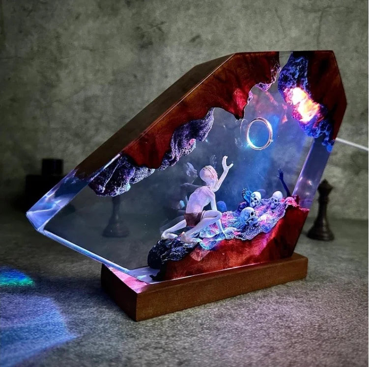 Lord of the Rings Gollum — Ring of Fire 17.5 x 11.5cm (6.9 x 4.5") Resin Night Light