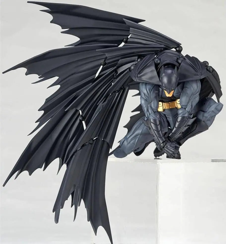 DC Comics Figure Batman — Gotham Guardian 15cm (5.9") Articulated Collectible