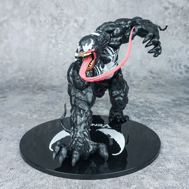 Marvel Figure Ready to Strike Venom 13cm (5.1") Collector Statue