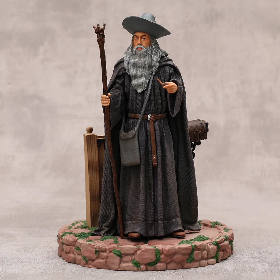 Lord of the Rings Figure Gandalf — The Grey 21cm (8.3") Collector Statue