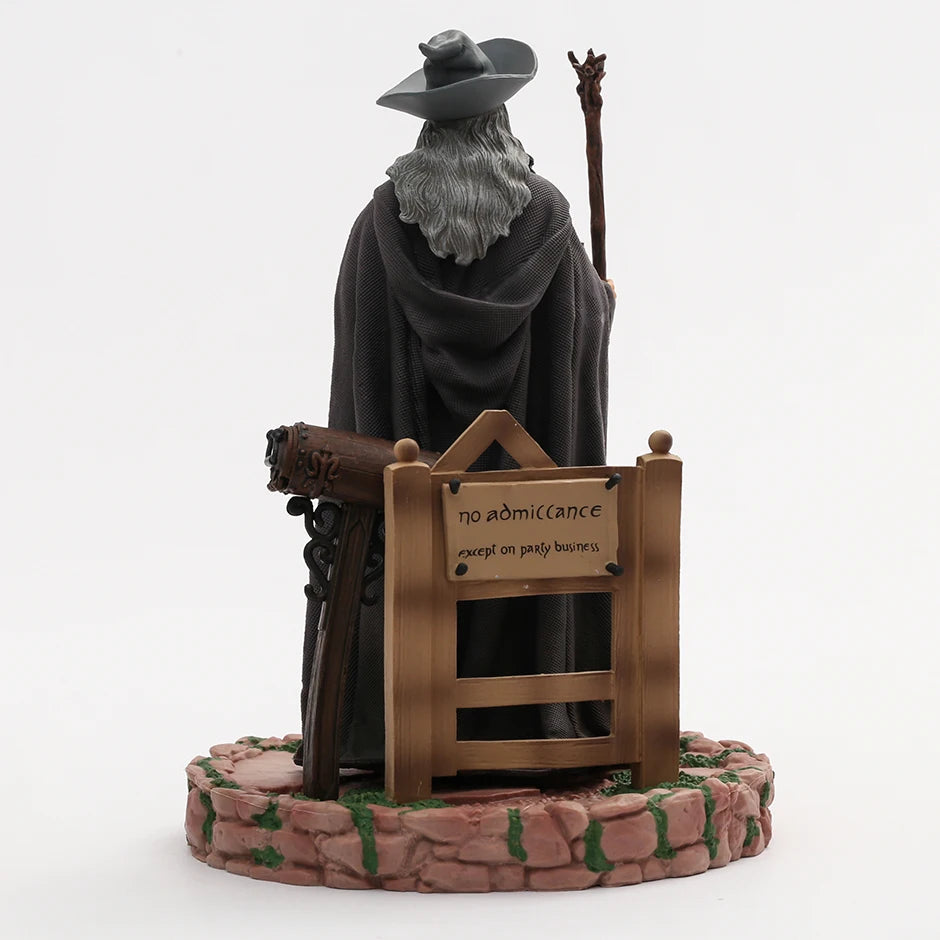 Lord of the Rings Figure Gandalf — The Grey 21cm (8.3") Collector Statue