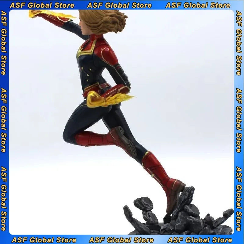 Marvel Figure Spider-Man — Web-Slinger in Motion 24cm (9.4") Collector Statue