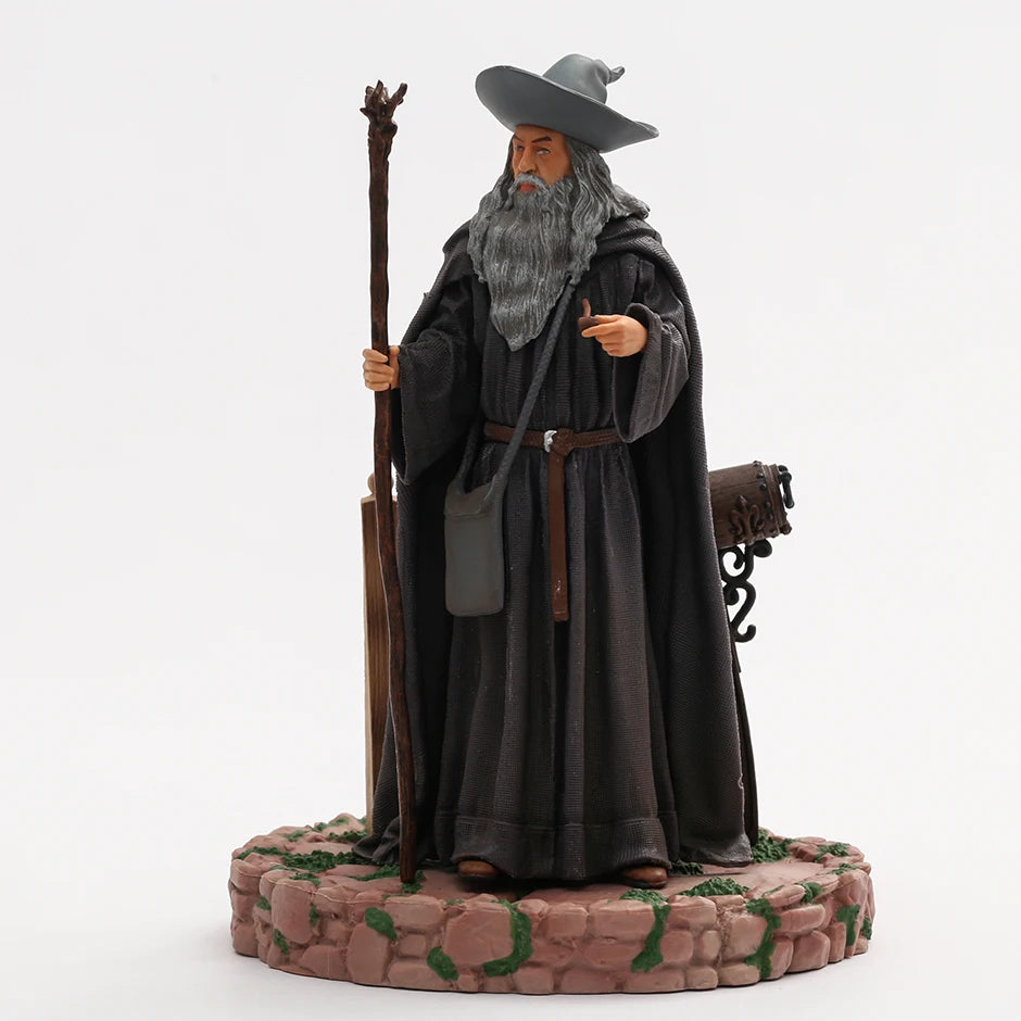 Lord of the Rings Figure Gandalf — The Grey 21cm (8.3") Collector Statue